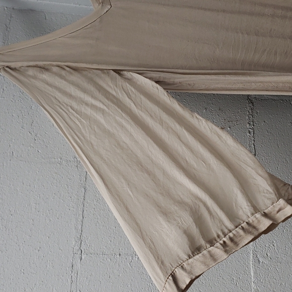 Sofia Made in Italy Dress - Picture 2 of 3